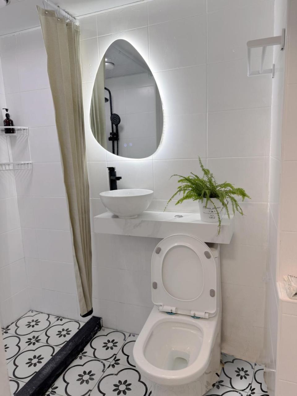 Apartment Near Nanjing Road/ Jing'An Temple/ Renmin Plaza เซี่ยงไฮ้ ภายนอก รูปภาพ