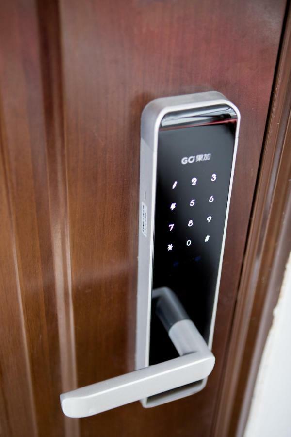 Apartment Near Nanjing Road/ Jing'An Temple/ Renmin Plaza เซี่ยงไฮ้ ภายนอก รูปภาพ